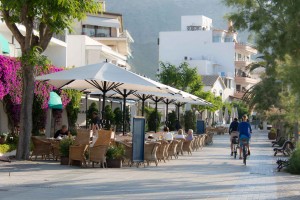 port-pollensa-paseo-maritimo-early-morning-shot